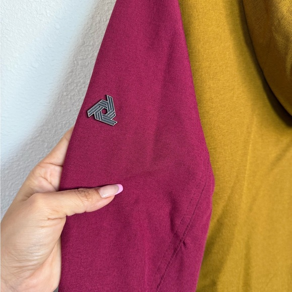 Aperture 10K Waterproof Snowboard Ski Jacket Size M Unisex Winter Coat - Picture 10 of 10